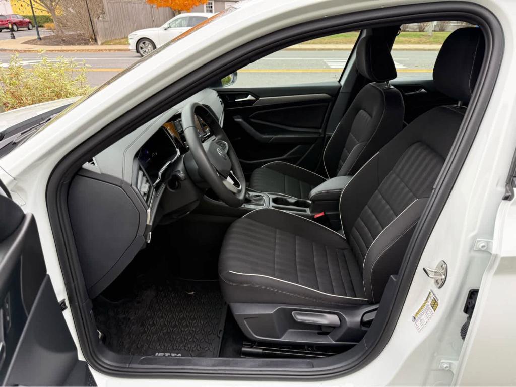used 2024 Volkswagen Jetta car, priced at $20,995