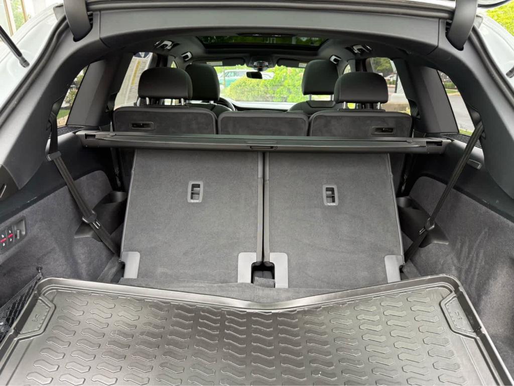 used 2025 Audi Q7 car, priced at $66,995