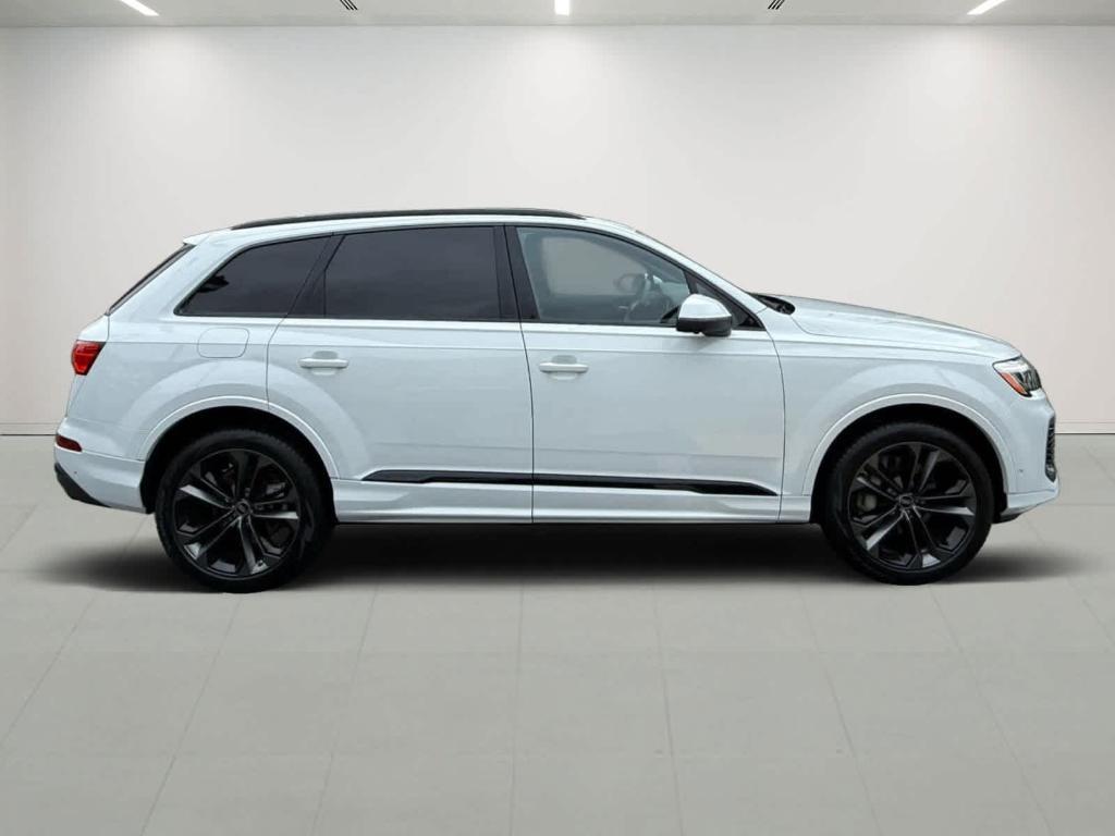 used 2025 Audi Q7 car, priced at $64,995