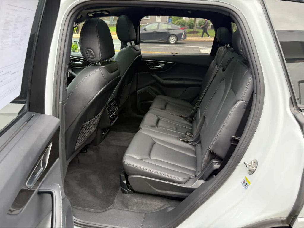 used 2025 Audi Q7 car, priced at $68,995