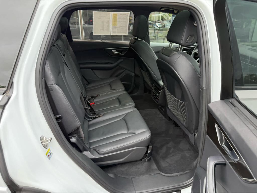 used 2025 Audi Q7 car, priced at $68,995