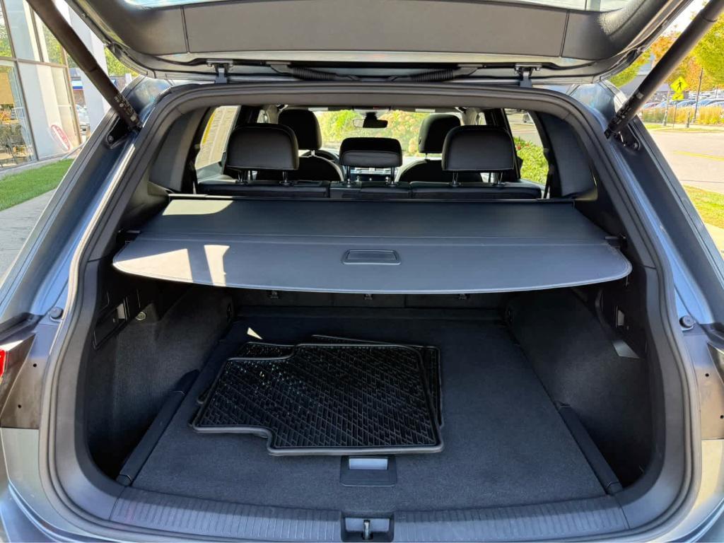 used 2022 Volkswagen Tiguan car, priced at $30,995