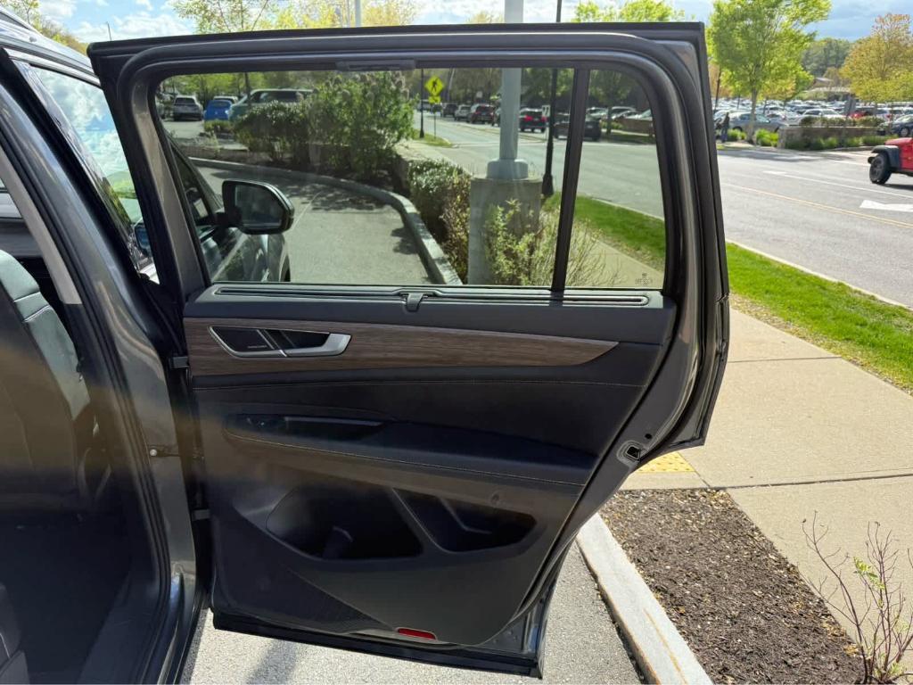 used 2024 Volkswagen Atlas car, priced at $47,995