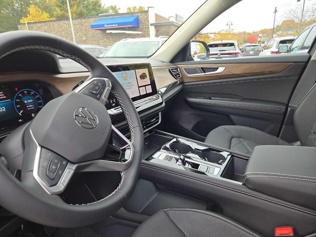 new 2026 Volkswagen Atlas car, priced at $46,447