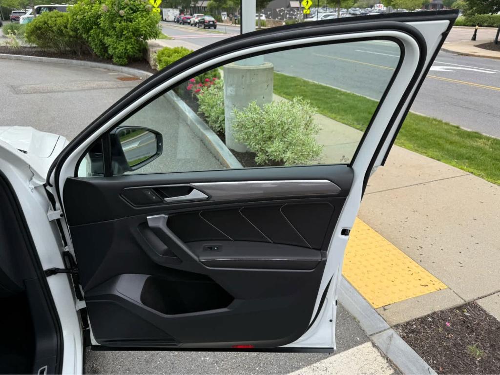 used 2022 Volkswagen Tiguan car, priced at $25,995