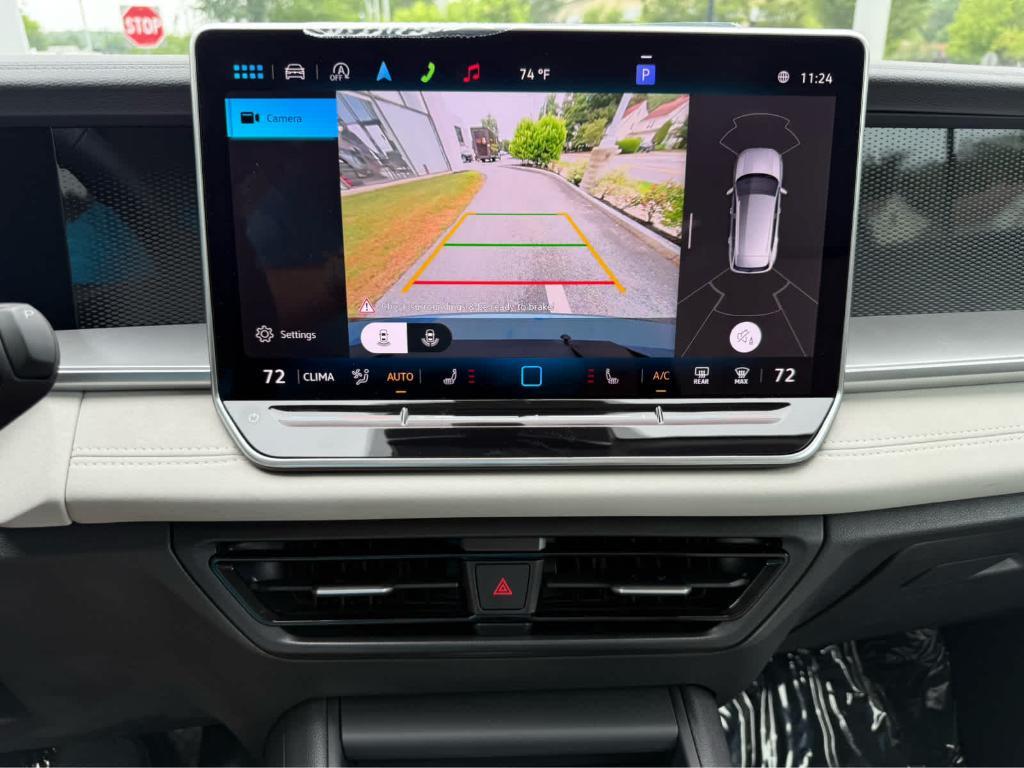 new 2025 Volkswagen Tiguan car, priced at $35,185