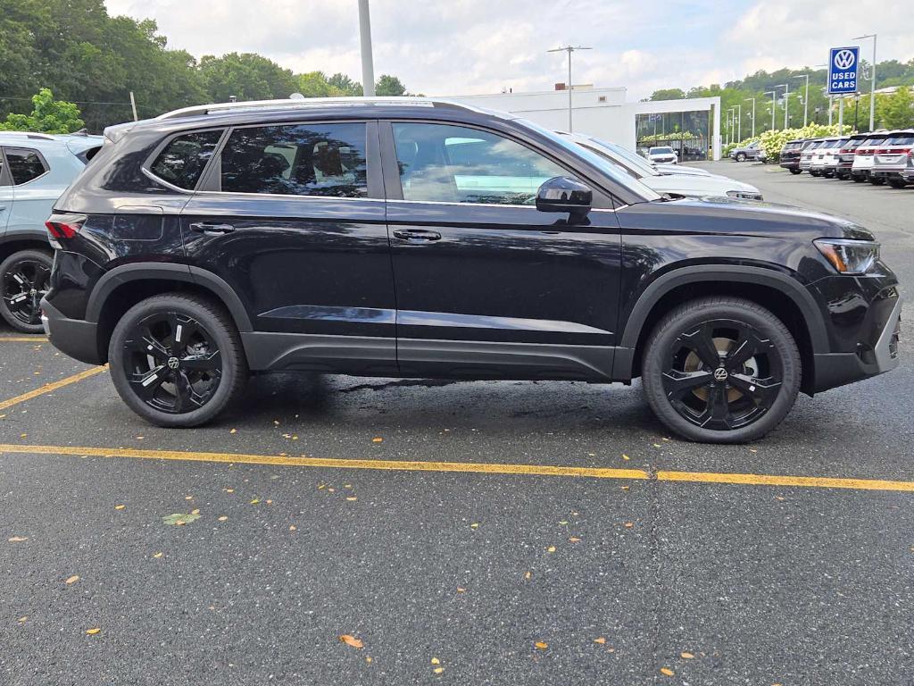 new 2025 Volkswagen Taos car, priced at $36,027