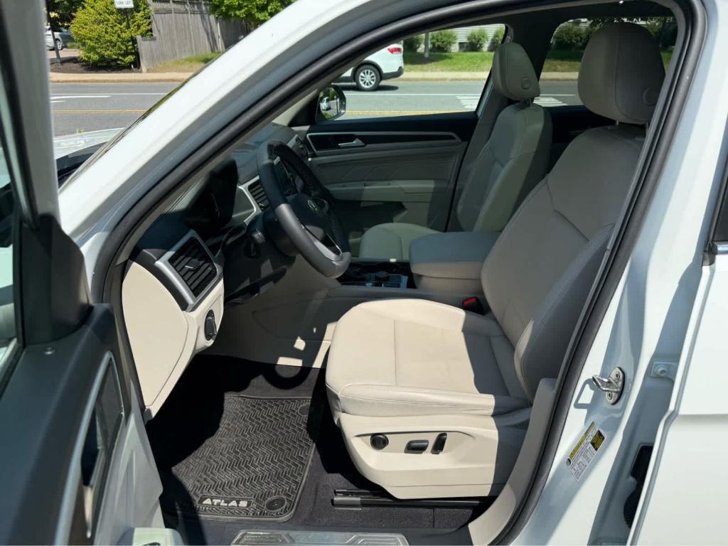 used 2022 Volkswagen Atlas car, priced at $31,995