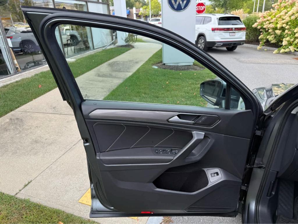 used 2022 Volkswagen Tiguan car, priced at $24,995
