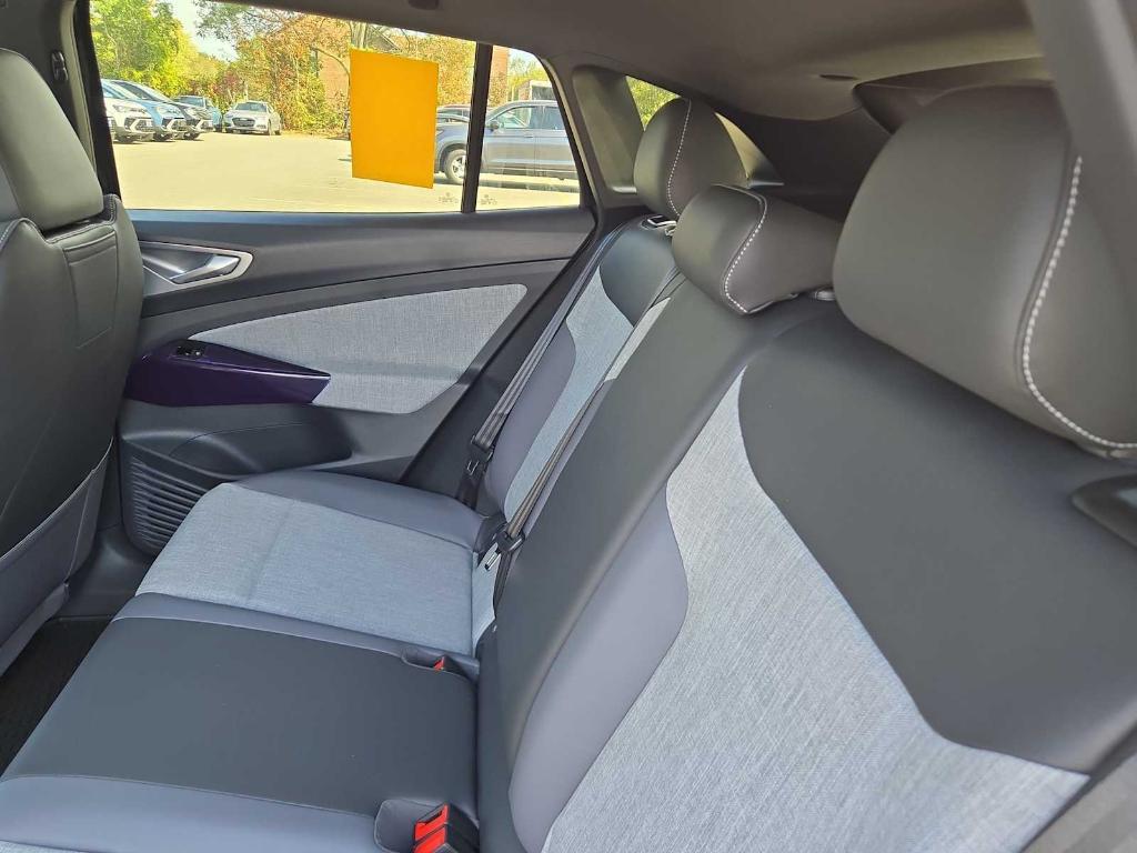new 2025 Volkswagen ID.4 car, priced at $44,495