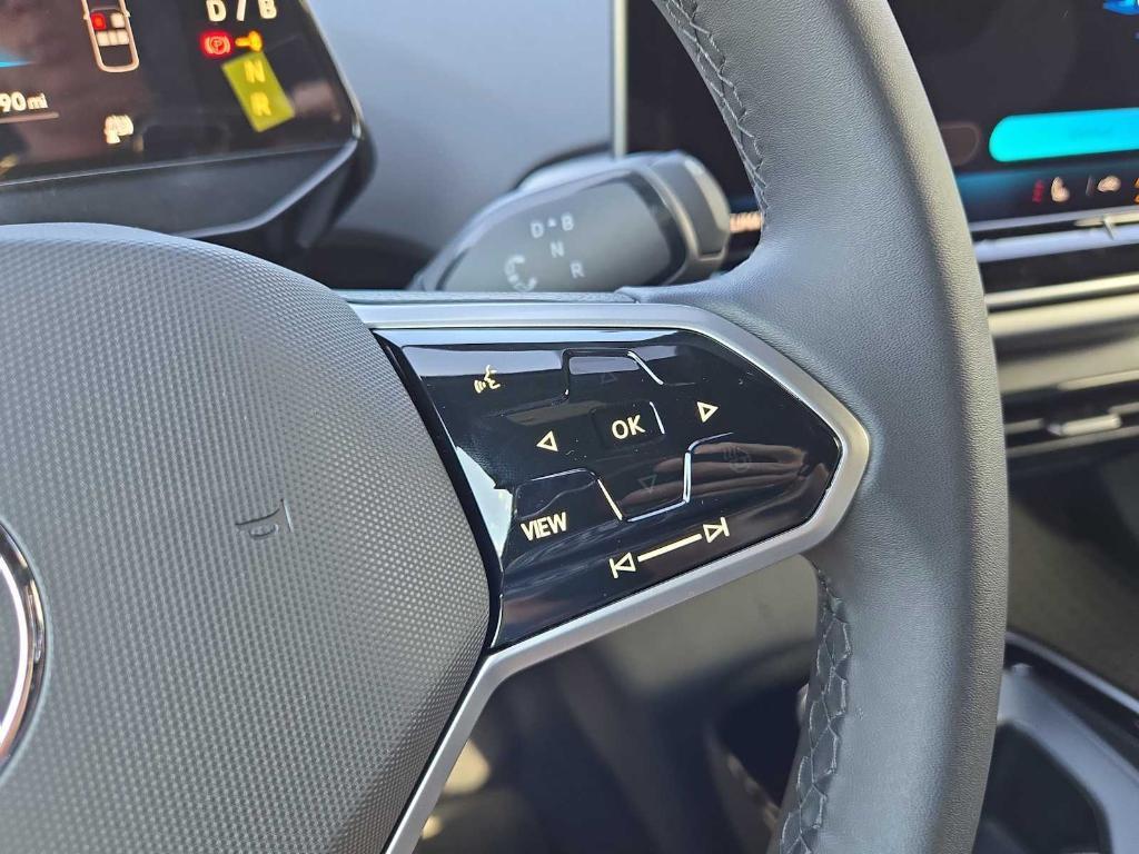 new 2025 Volkswagen ID.4 car, priced at $44,495