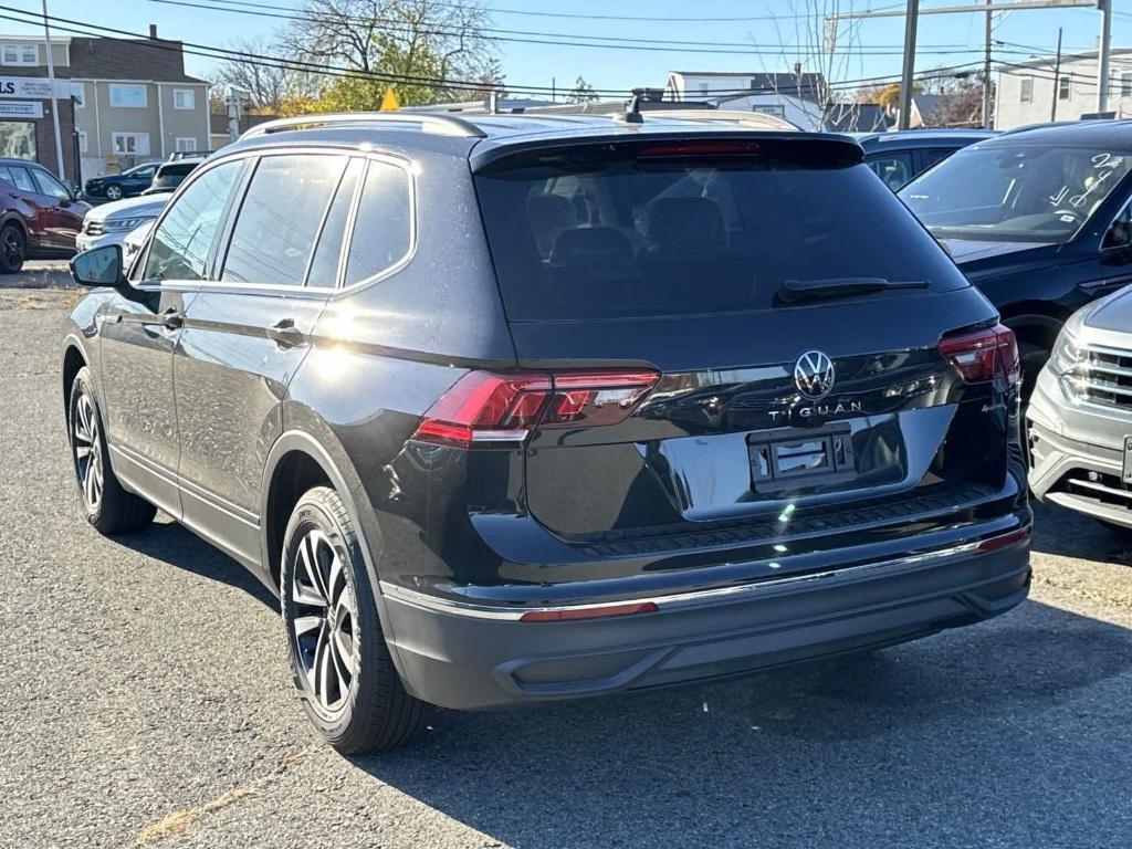 new 2024 Volkswagen Tiguan car, priced at $29,081