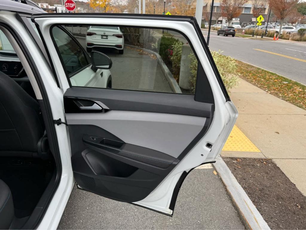 used 2024 Volkswagen Taos car, priced at $25,995
