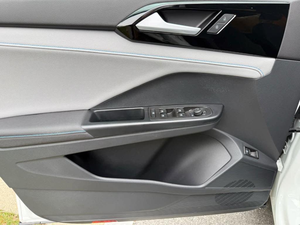 used 2024 Volkswagen Taos car, priced at $25,995