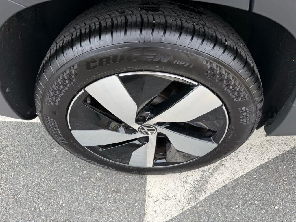 used 2024 Volkswagen Taos car, priced at $22,995