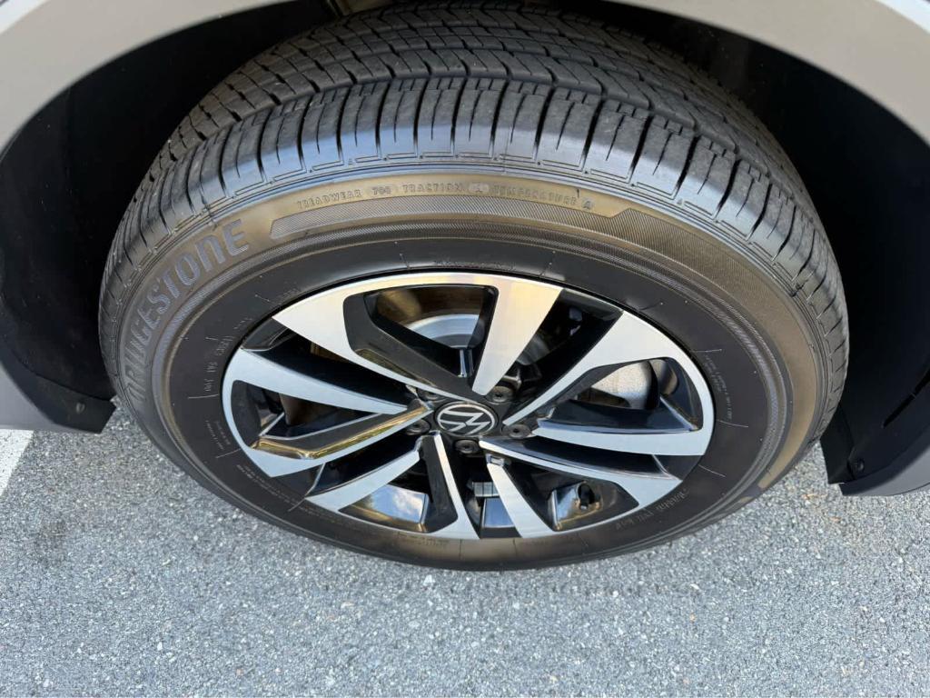 used 2024 Volkswagen Tiguan car, priced at $26,995