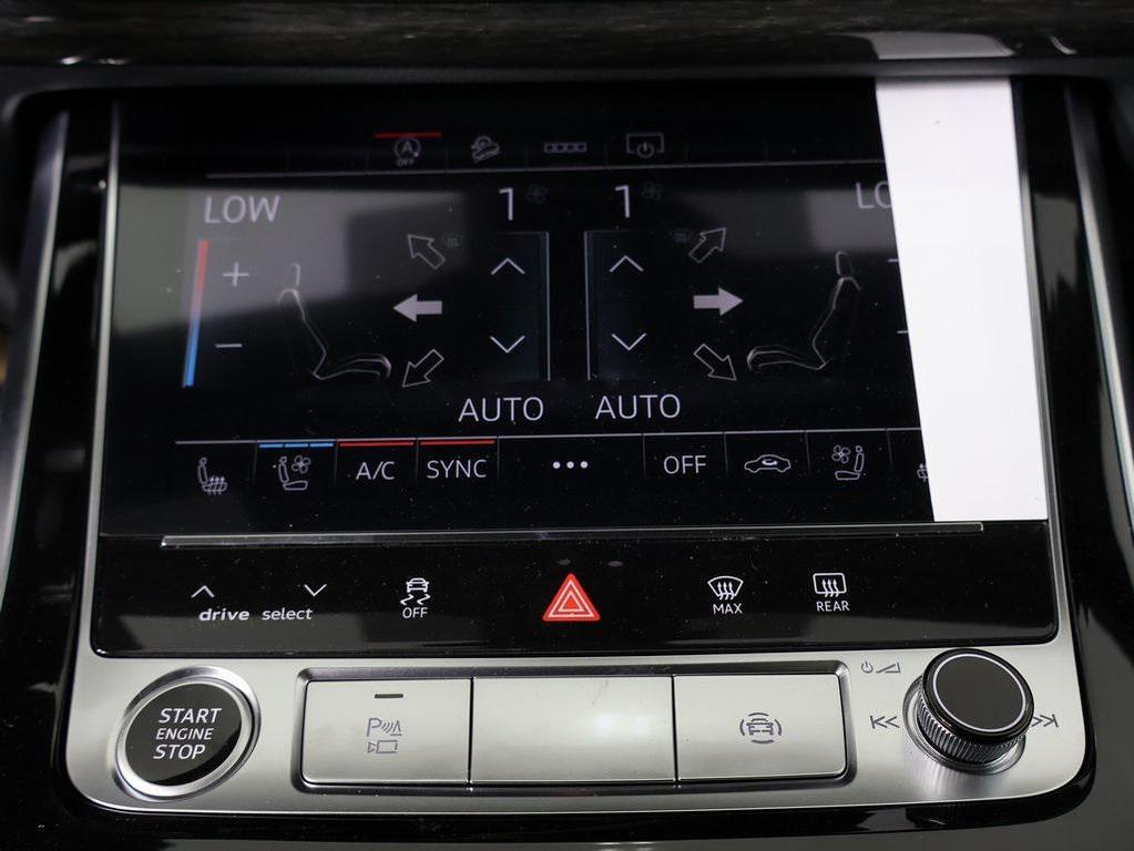 new 2025 Audi Q7 car, priced at $77,805