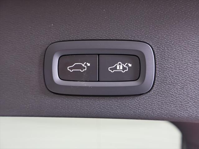 used 2023 Volvo C40 Recharge Pure Electric car, priced at $32,500