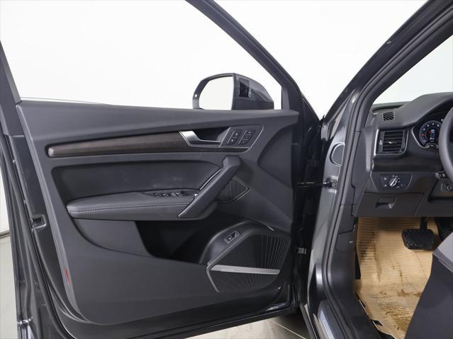 new 2025 Audi Q5 car, priced at $59,715