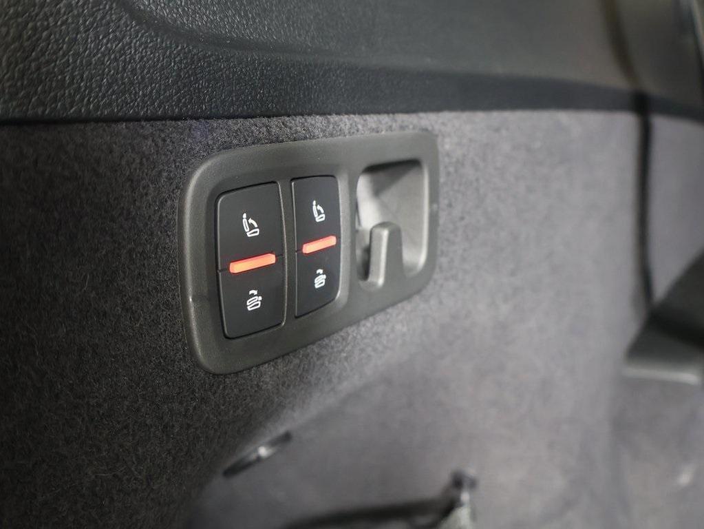 used 2025 Audi Q7 car, priced at $65,490