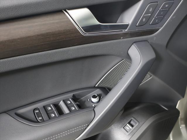 new 2025 Audi Q5 car, priced at $59,625