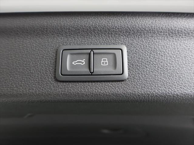 new 2025 Audi Q3 car, priced at $44,060