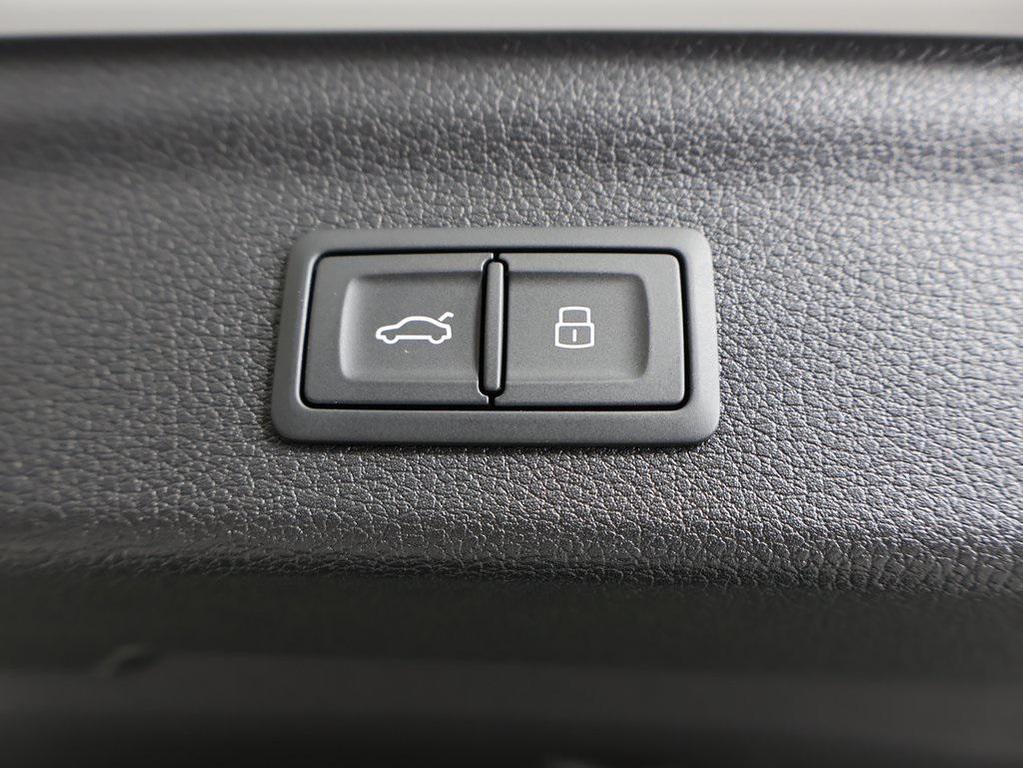 new 2025 Audi Q3 car, priced at $43,595