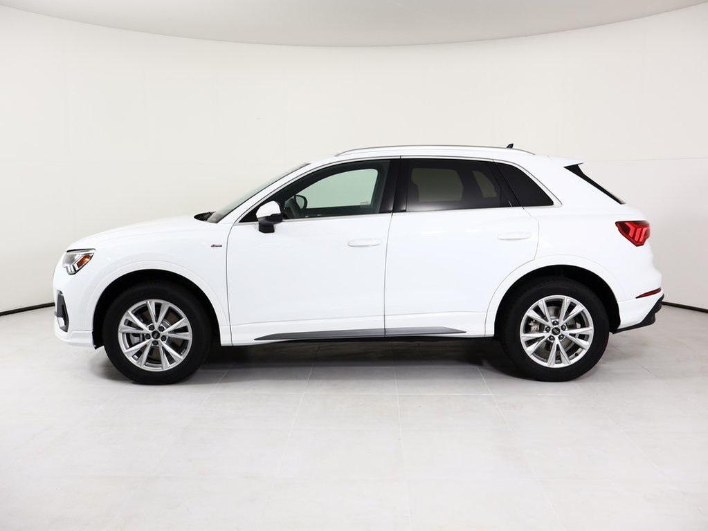 new 2025 Audi Q3 car, priced at $43,595