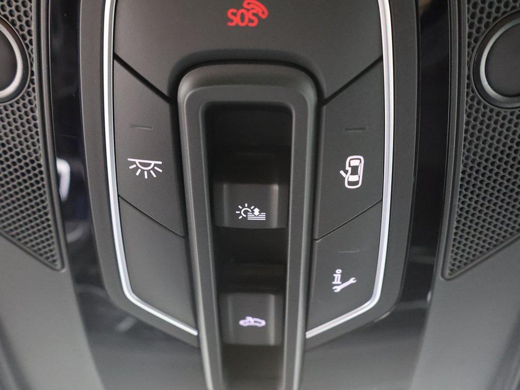 new 2026 Audi Q7 car, priced at $68,445