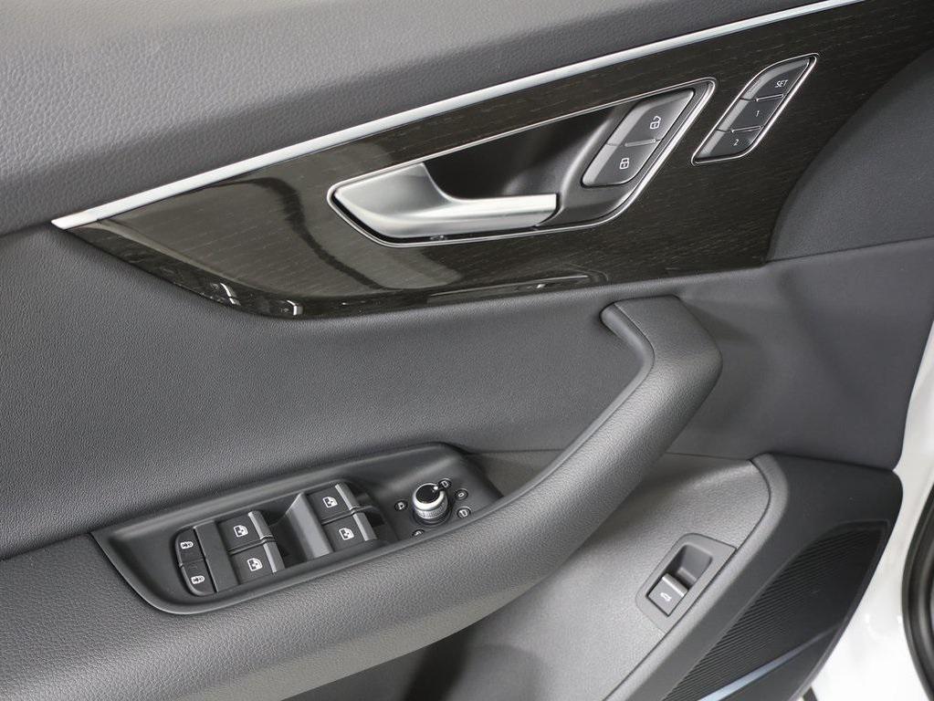 new 2026 Audi Q7 car, priced at $68,445