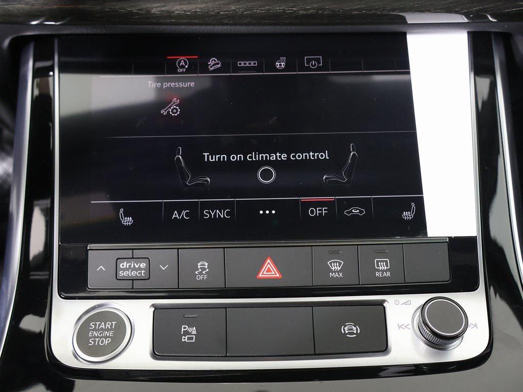 new 2026 Audi Q7 car, priced at $68,445