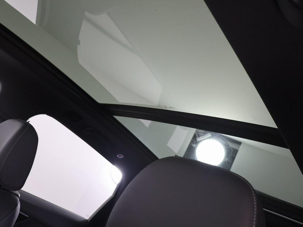 new 2026 Audi Q7 car, priced at $68,445