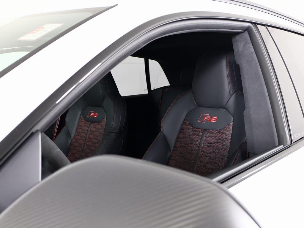 new 2025 Audi RS Q8 car, priced at $156,100
