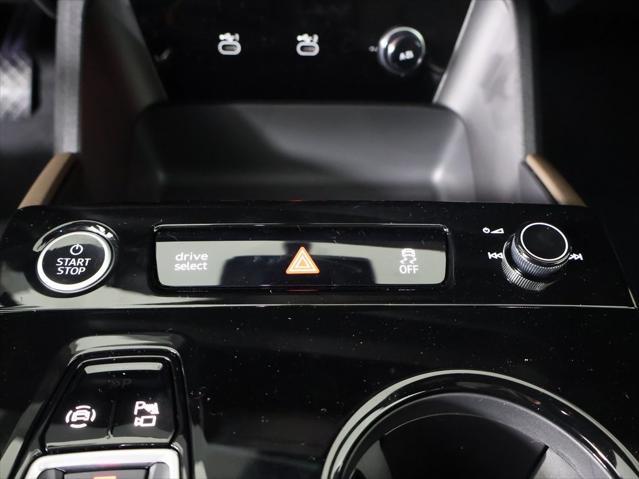 new 2025 Audi Q6 e-tron car, priced at $73,580