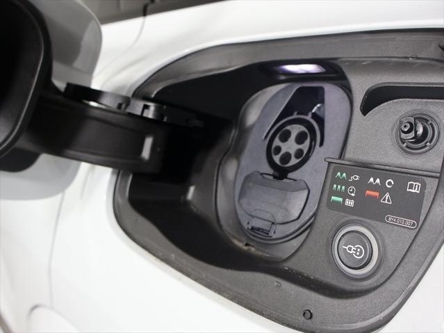 new 2025 Audi Q6 e-tron car, priced at $75,880