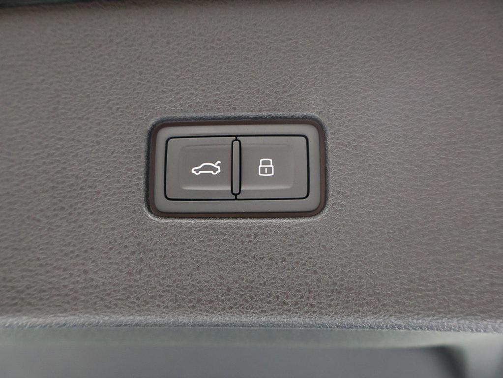 new 2026 Audi Q8 car, priced at $81,200