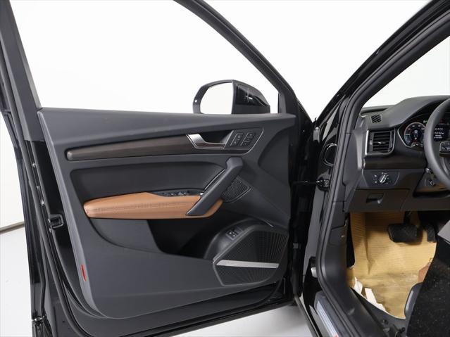 new 2025 Audi Q5 car, priced at $67,080