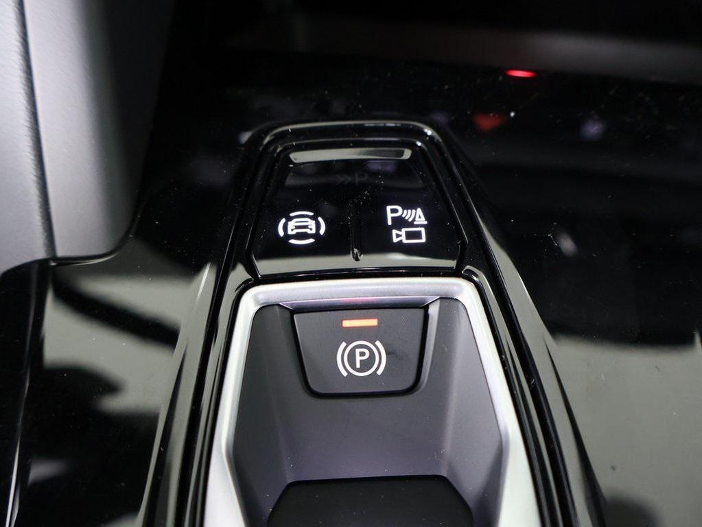 new 2025 Audi Q5 car, priced at $62,080
