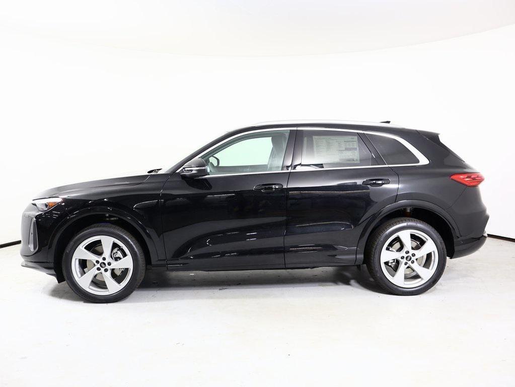 new 2025 Audi Q5 car, priced at $62,080