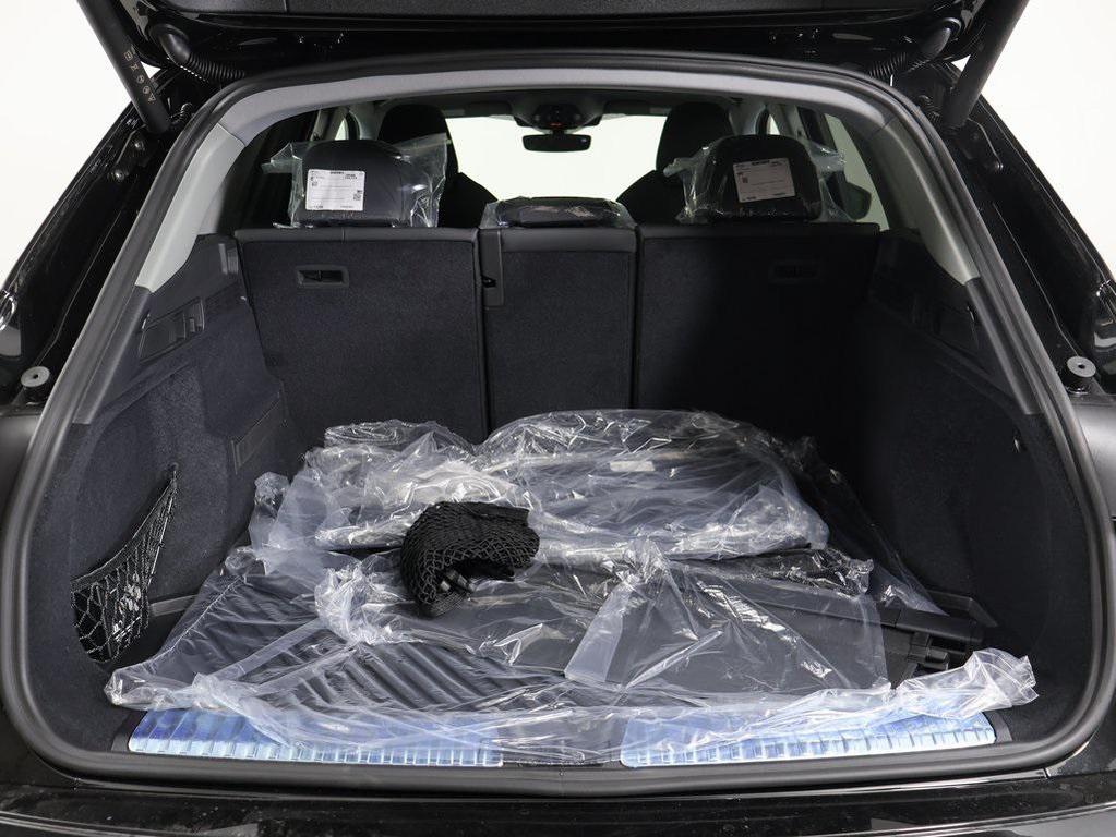 new 2025 Audi Q5 car, priced at $62,080