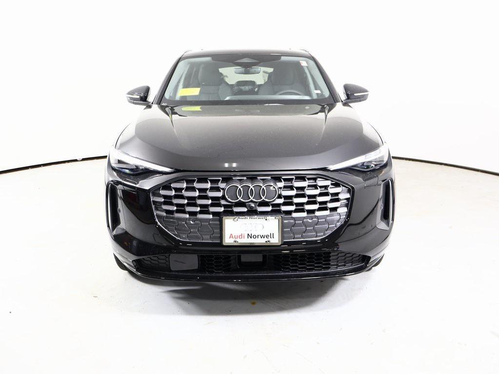 new 2025 Audi Q5 car, priced at $62,080