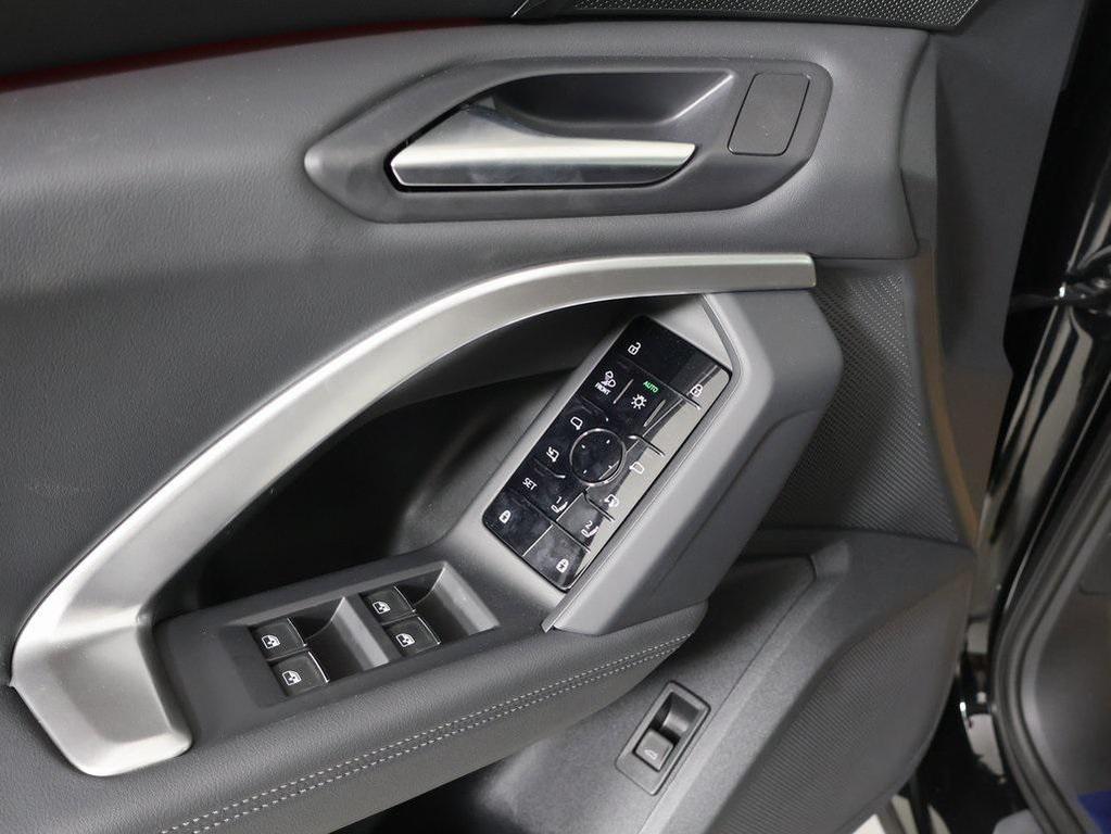 new 2025 Audi Q5 car, priced at $62,080