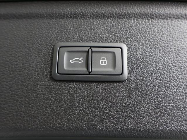 new 2025 Audi Q5 car, priced at $66,035
