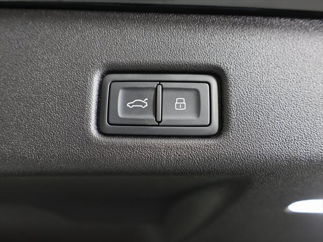 new 2025 Audi Q5 car, priced at $57,775