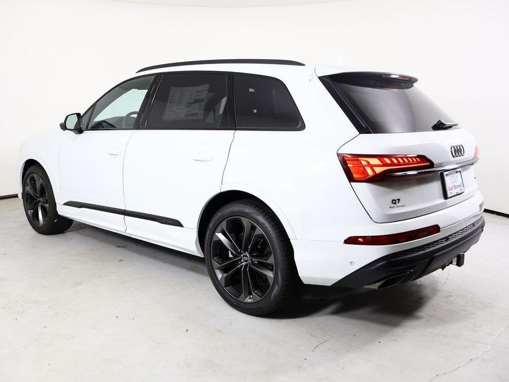 new 2025 Audi Q7 car, priced at $77,805