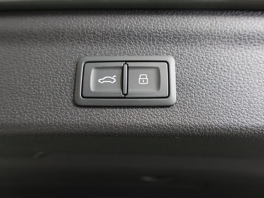 new 2025 Audi Q3 car, priced at $43,935