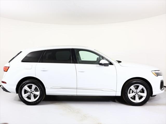 used 2025 Audi Q7 car, priced at $59,890