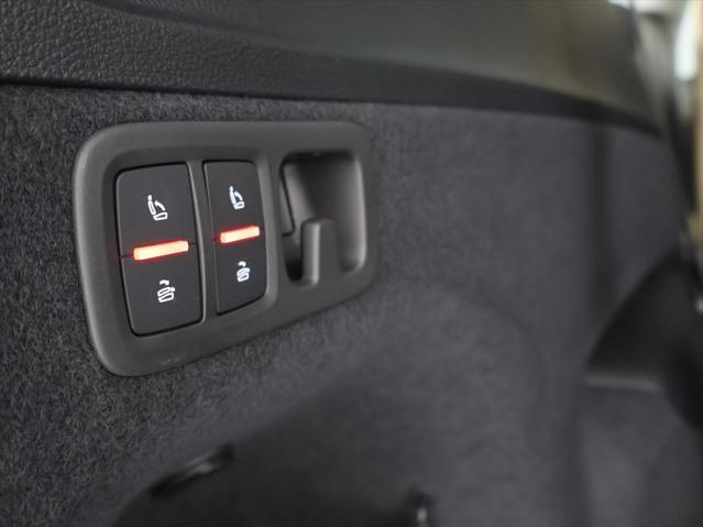 used 2025 Audi Q7 car, priced at $59,890