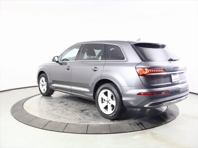 used 2024 Audi Q7 car, priced at $47,990