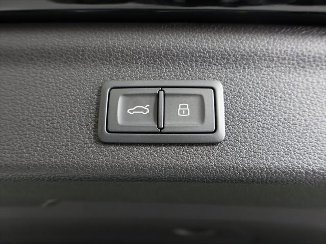 new 2025 Audi Q3 car, priced at $46,110